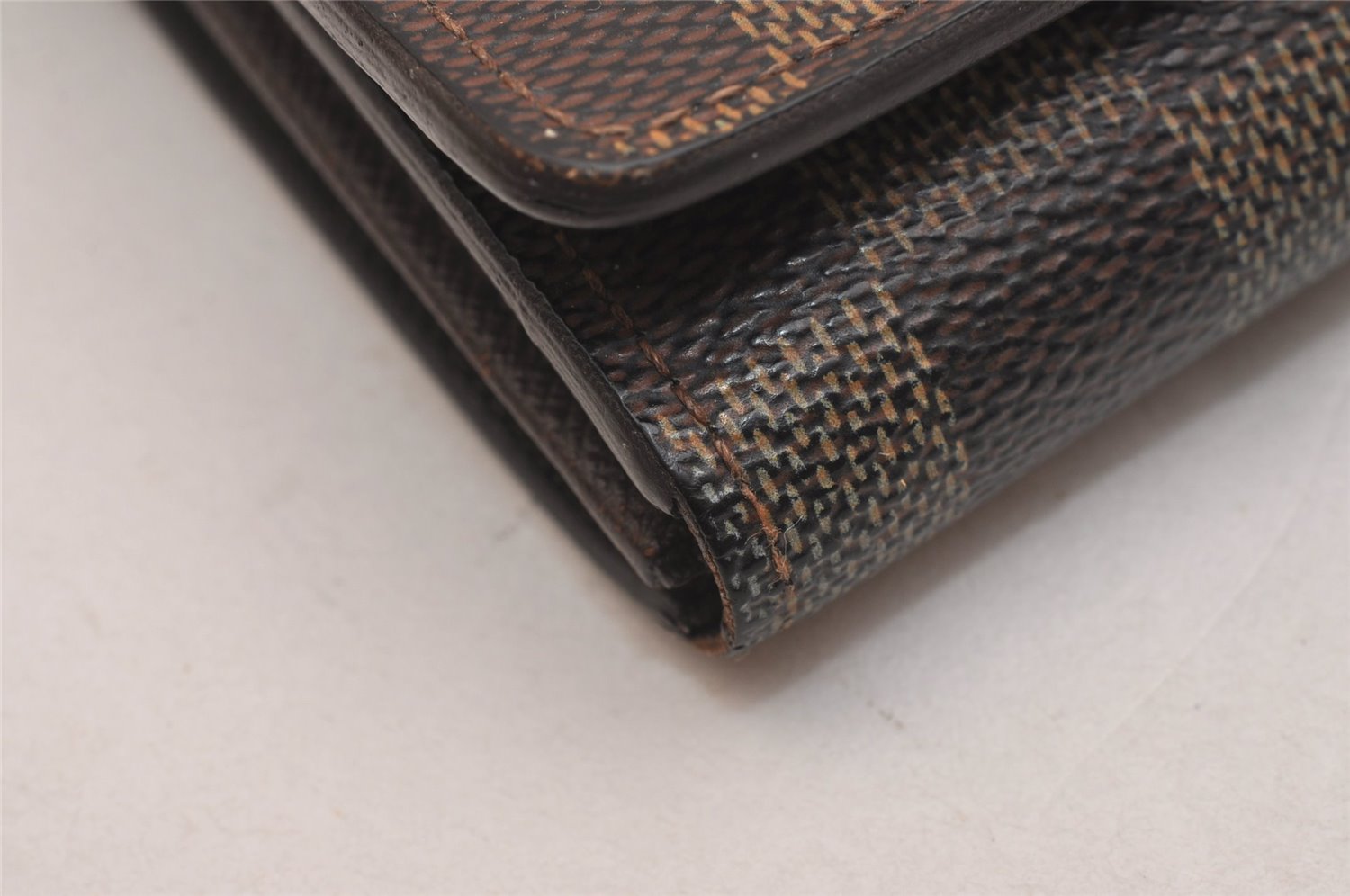 Authentic Louis Vuitton Damier Porte Monnaie Billets Tresor N61730 Wallet 4370J