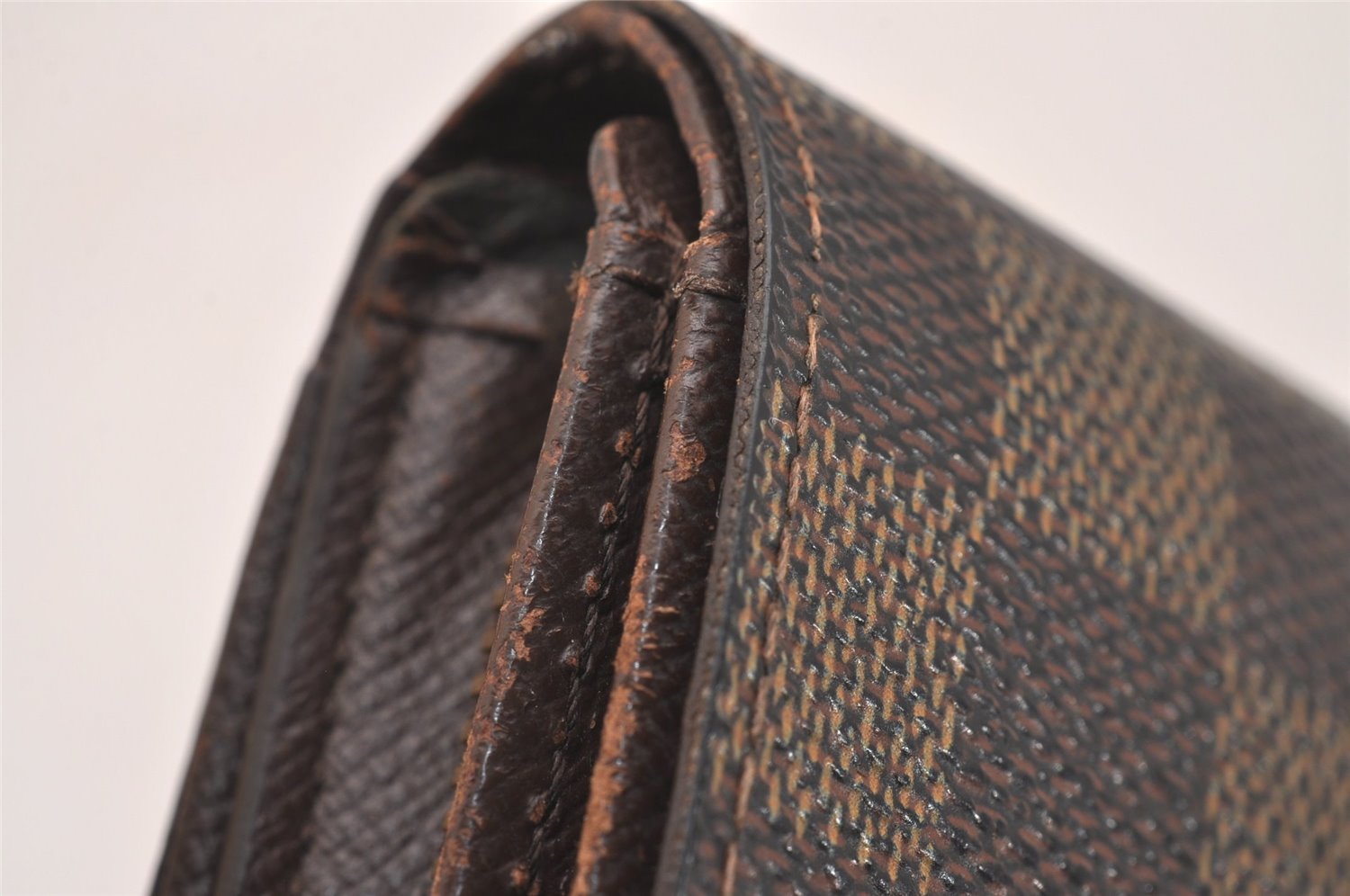 Authentic Louis Vuitton Damier Porte Monnaie Billets Tresor N61730 Wallet 4370J