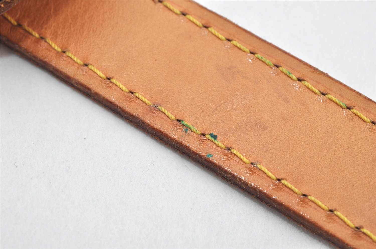 Authentic Louis Vuitton Leather Shoulder Strap Beige 37.4-44.5