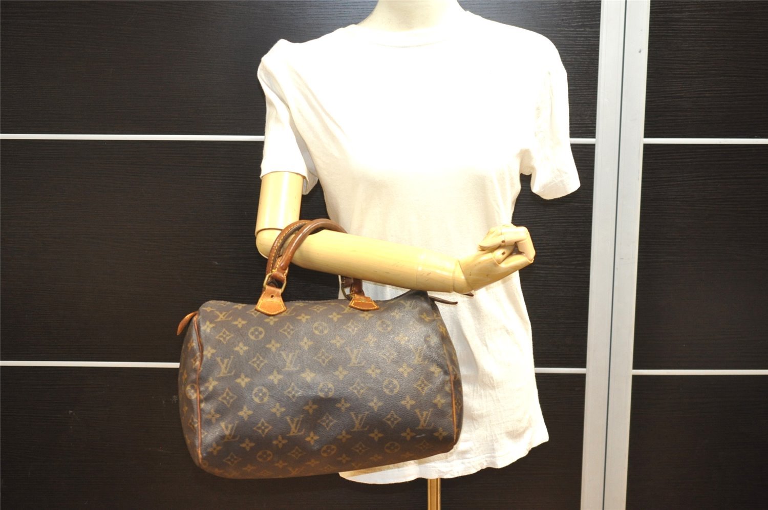 Authentic Louis Vuitton Monogram Speedy 30 Hand Boston Bag M41526 LV 4372I