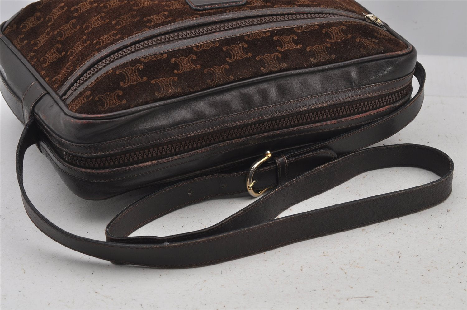 Authentic CELINE Macadam Blason Shoulder Bag Purse Suede Leather Brown 4372J