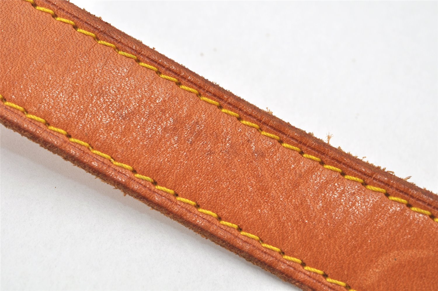 Authentic Louis Vuitton Leather Shoulder Strap Beige 41.1-47.6
