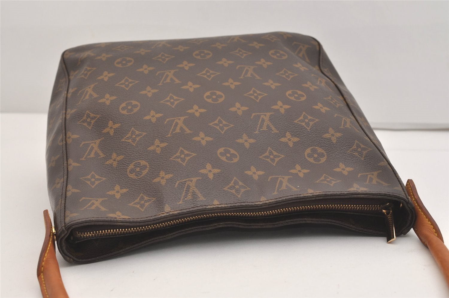 Authentic Louis Vuitton Monogram Looping GM Shoulder Bag M51145 LV 4374J