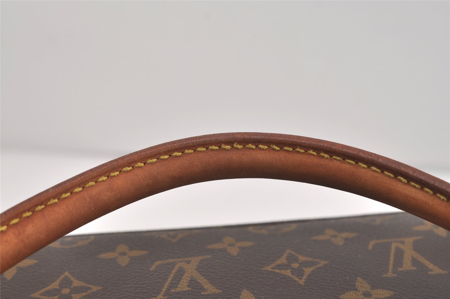 Authentic Louis Vuitton Monogram Looping GM Shoulder Bag M51145 LV 4374J