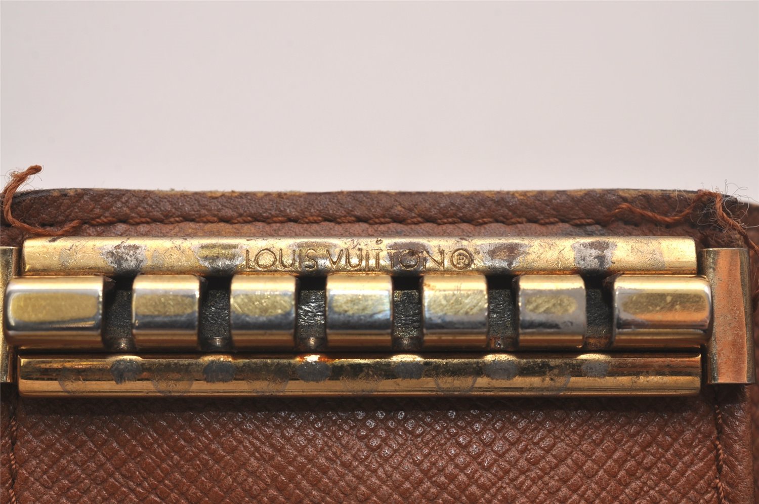 Authentic Louis Vuitton Monogram Key Case Pass Case Purse LV Junk 4377J