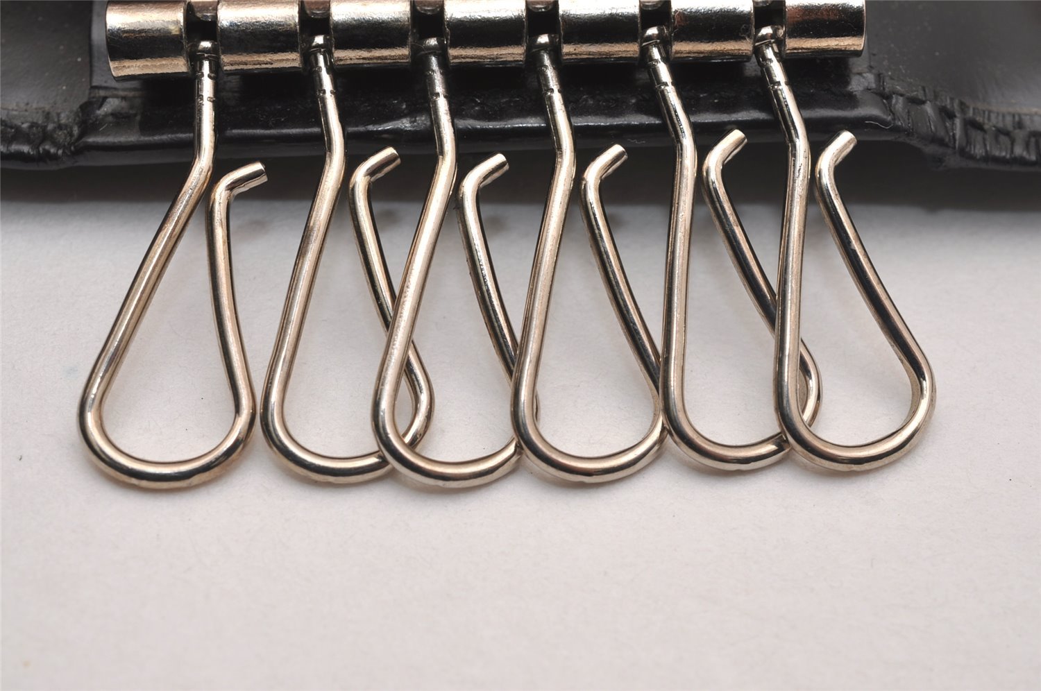 Authentic GUCCI Vintage 6 Hooks Key Case Purse Leather Black 4378J