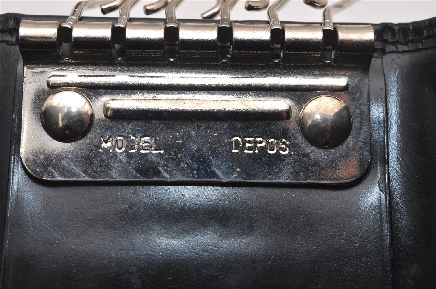 Authentic GUCCI Vintage 6 Hooks Key Case Purse Leather Black 4378J