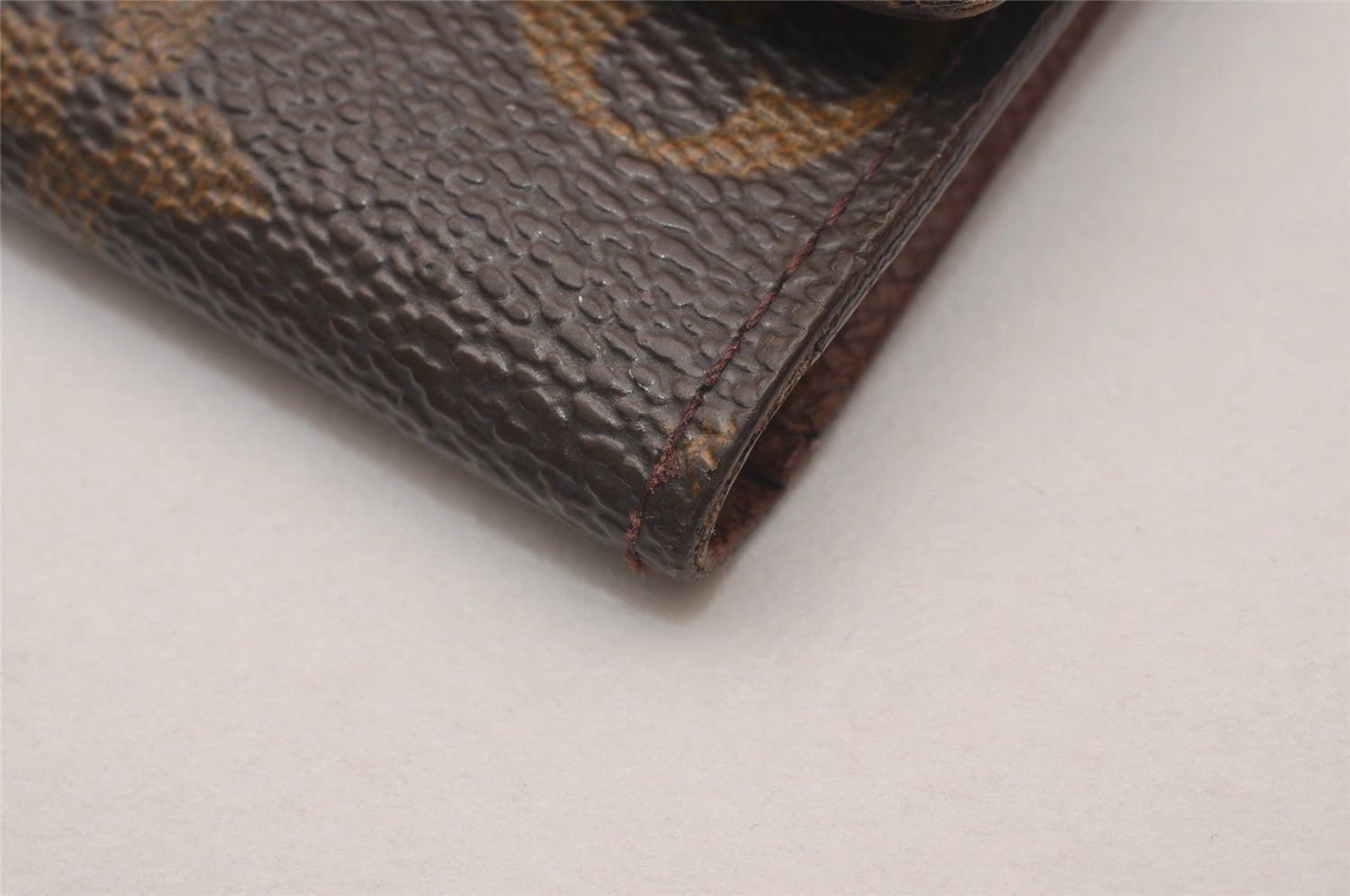 Authentic Louis Vuitton Monogram Multicles 6 Six Hooks Key Case M62630 LV 4379J