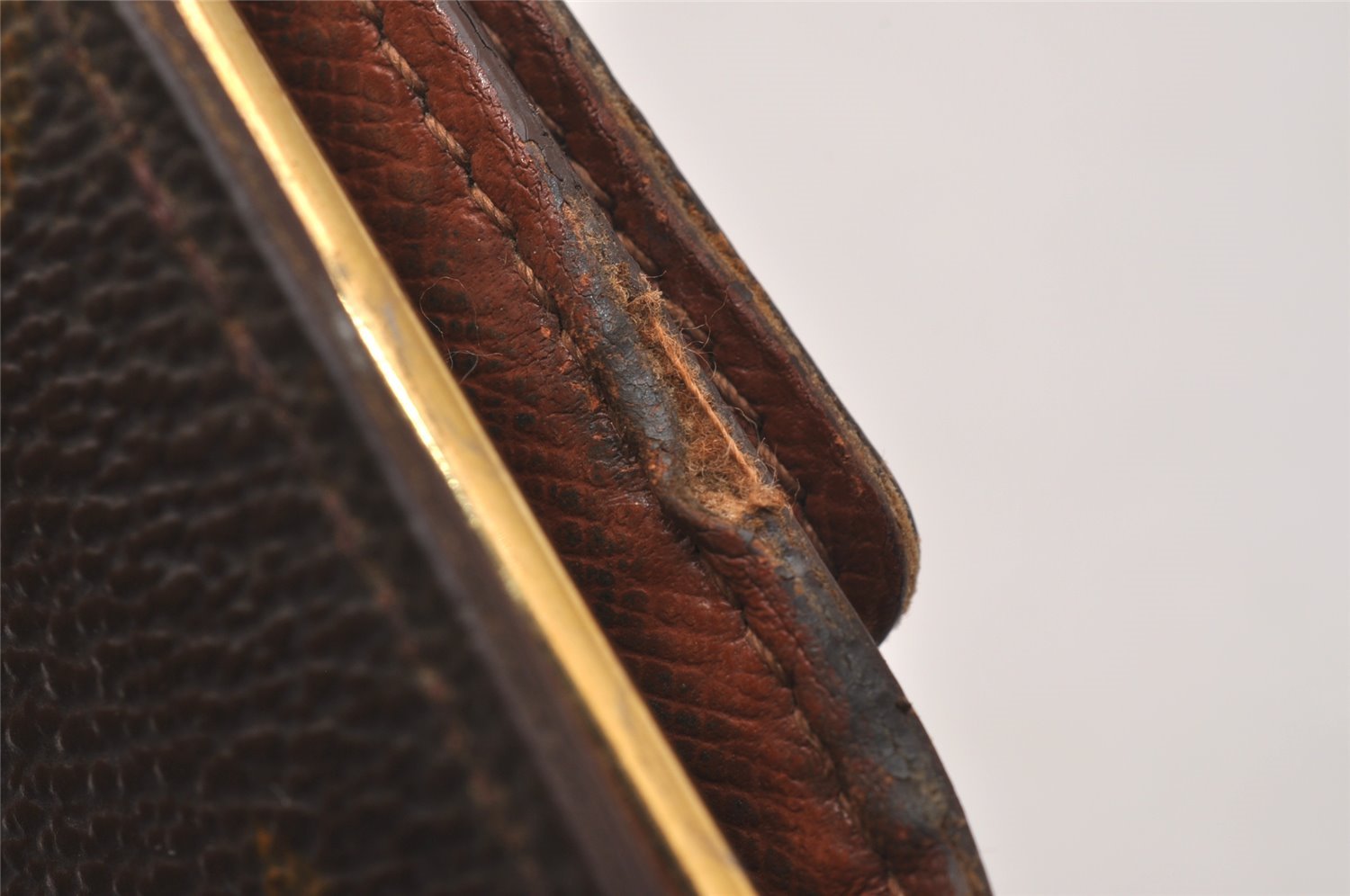 Authentic Louis Vuitton Monogram Multicles 6 Six Hooks Key Case M62630 LV 4379J