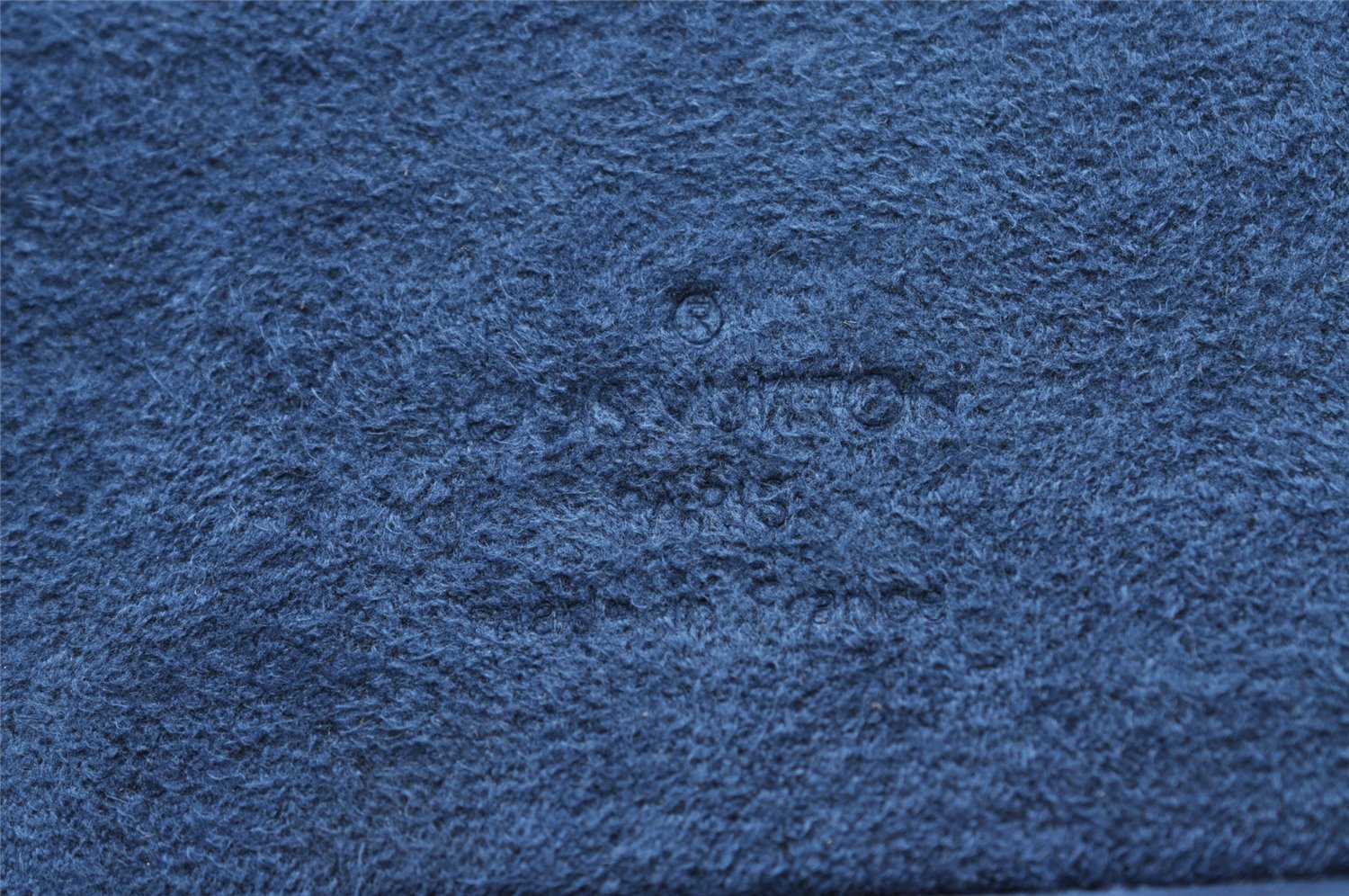 Authentic Louis Vuitton Epi Cannes Cosmetic Hand Bag Purse Blue M48035 LV 4380I