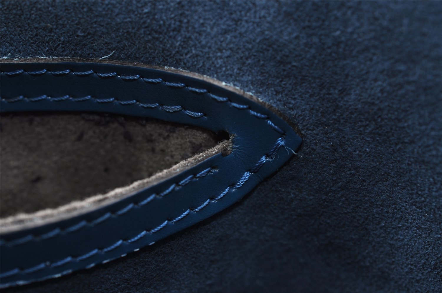 Authentic Louis Vuitton Epi Cannes Cosmetic Hand Bag Purse Blue M48035 LV 4380I