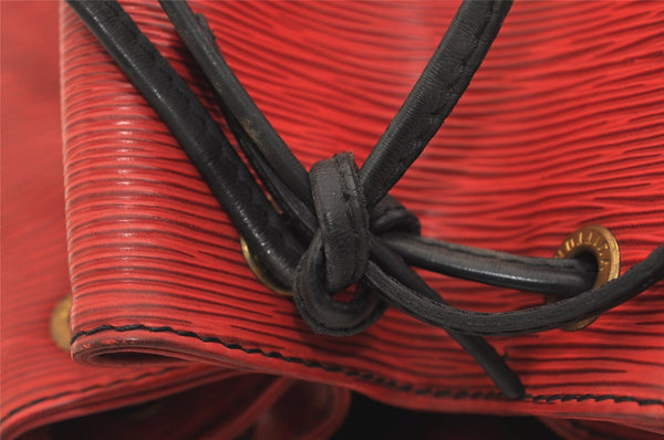 Authentic Louis Vuitton Epi Petit Noe Bi-color Red x Black Drawstring Bag 4380J
