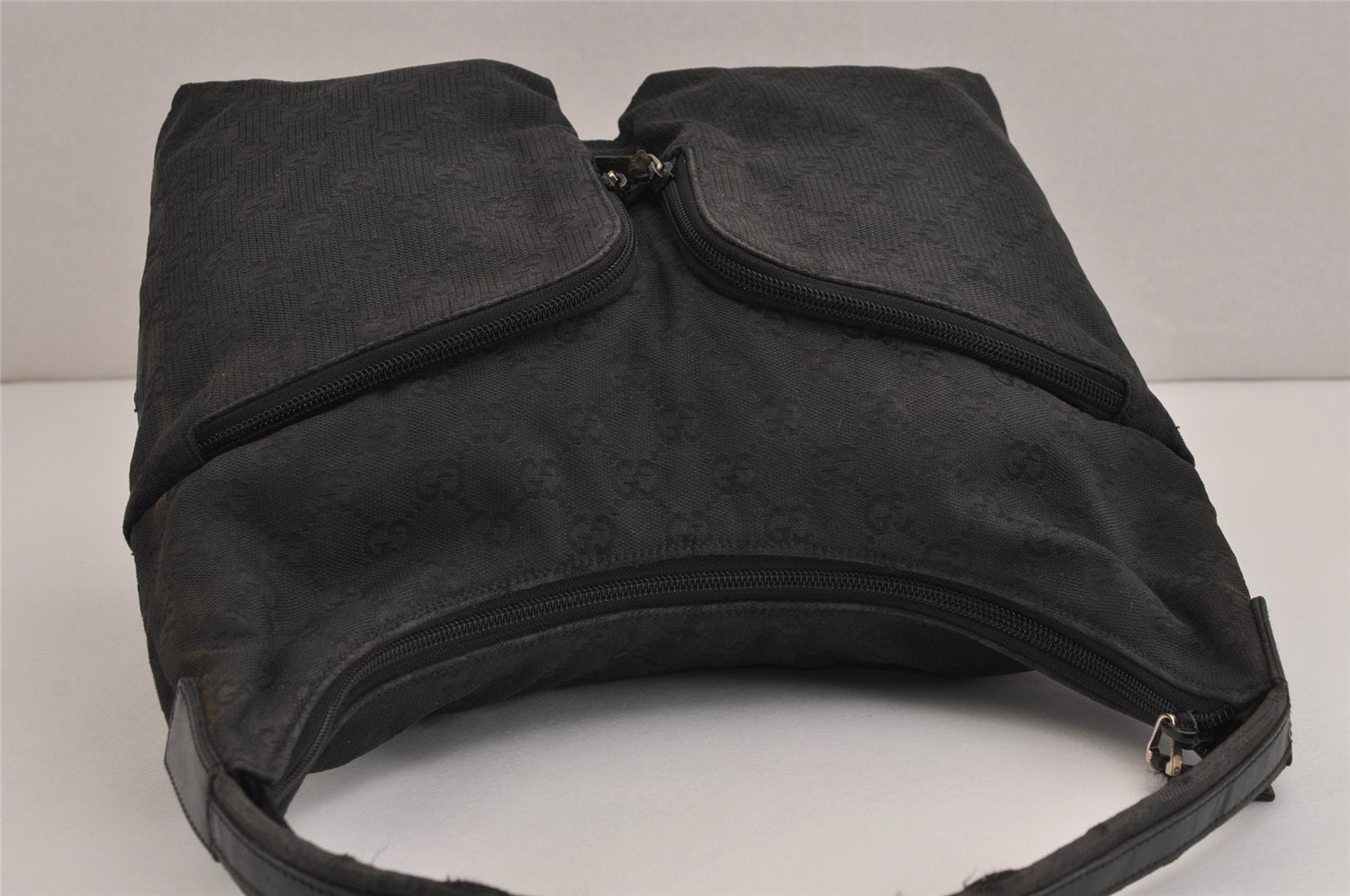 Authentic GUCCI Shoulder Hand Bag Purse GG Canvas Leather 0013380 Black 4386J