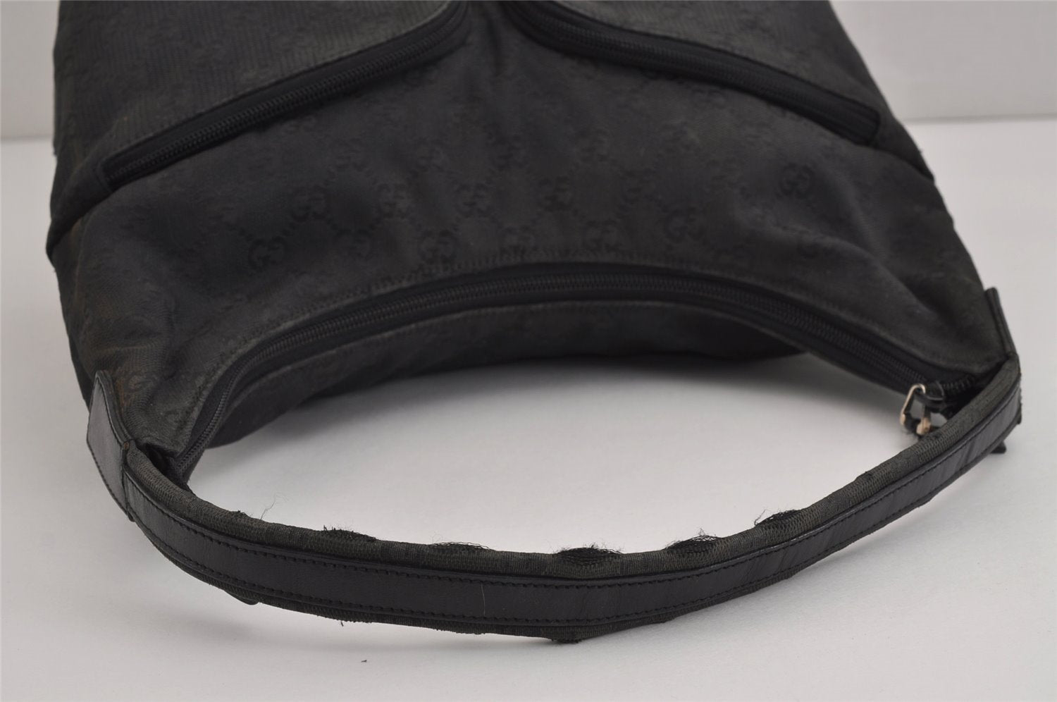 Authentic GUCCI Shoulder Hand Bag Purse GG Canvas Leather 0013380 Black 4386J