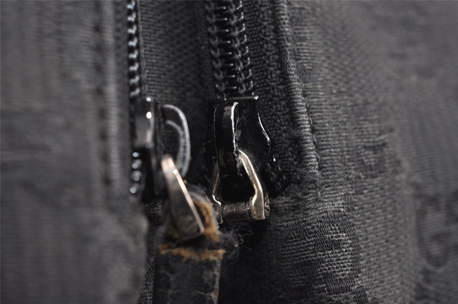 Authentic GUCCI Shoulder Hand Bag Purse GG Canvas Leather 0013380 Black 4386J