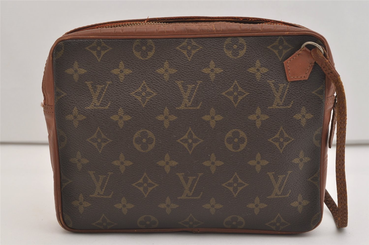 Authentic Louis Vuitton Monogram Pochette Sport Clutch Bag Old Model Junk 4387J