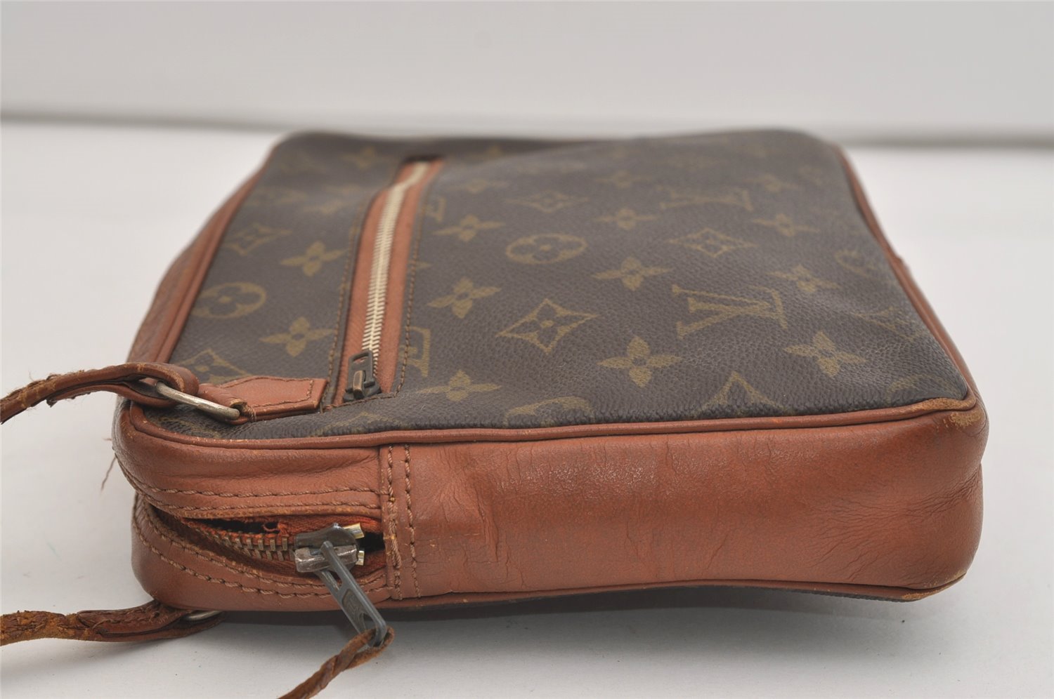 Authentic Louis Vuitton Monogram Pochette Sport Clutch Bag Old Model Junk 4387J