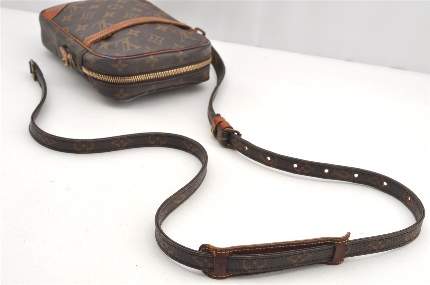 Authentic Louis Vuitton Monogram Danube Shoulder Crossbody Bag M45266 Junk 4388I