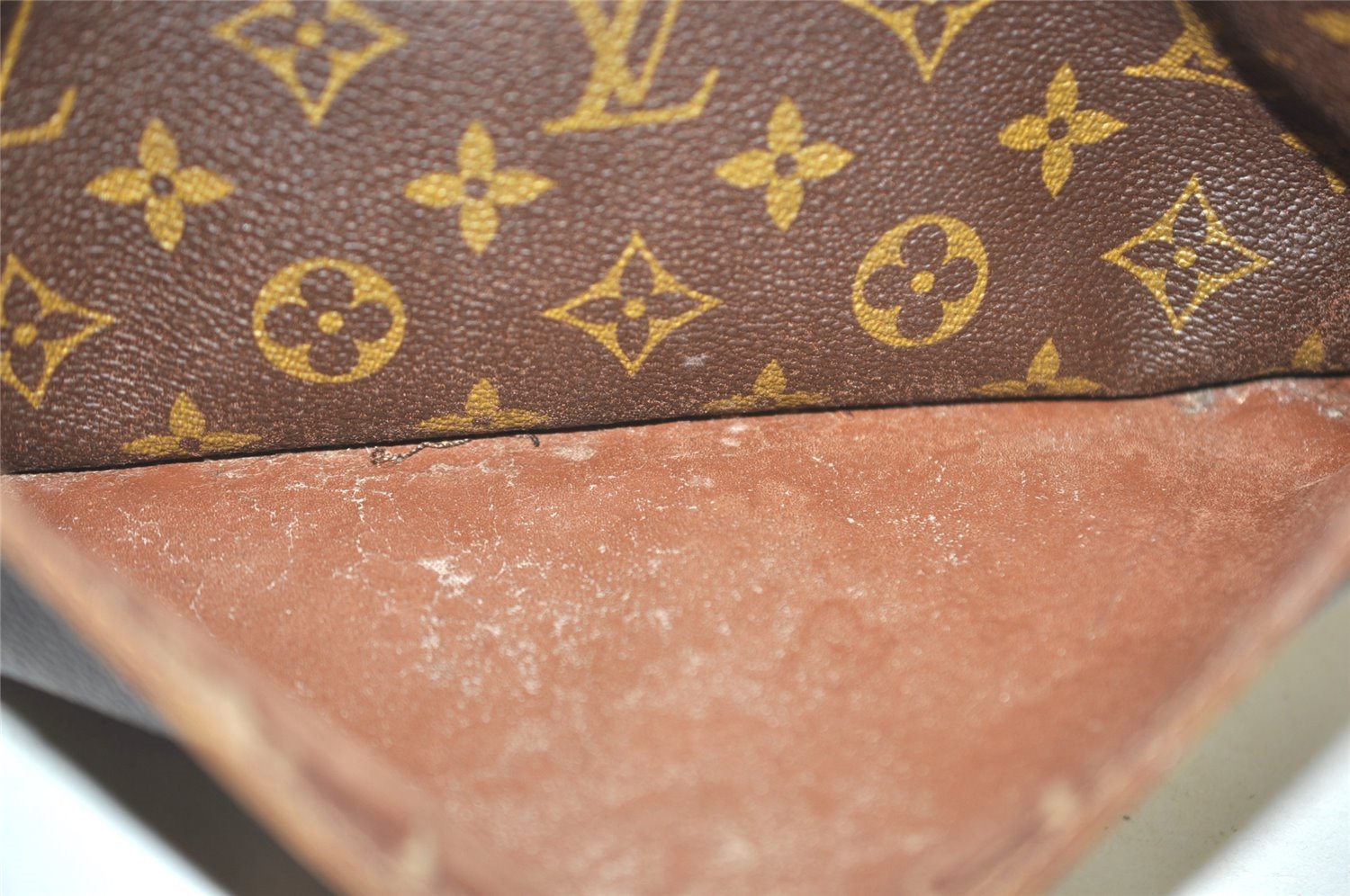 Authentic Louis Vuitton Monogram Compiegne 28 Clutch Hand Bag M51845 LV 4391I