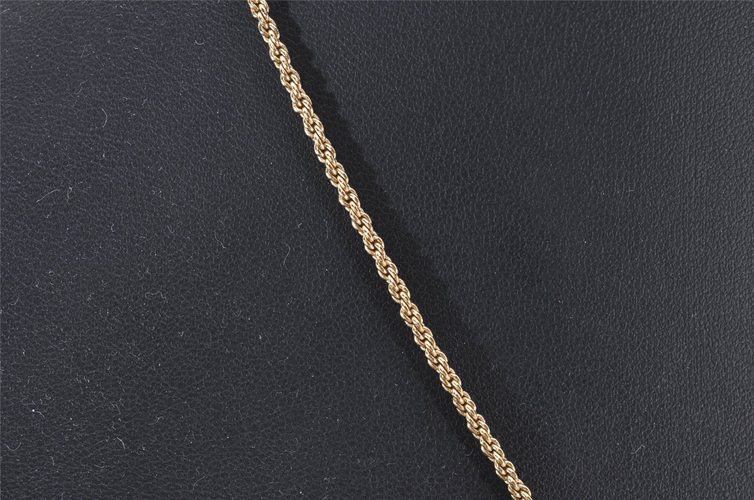 Authentic Christian Dior Gold Tone Chain Rhinestone Pendant Necklace CD 4395J