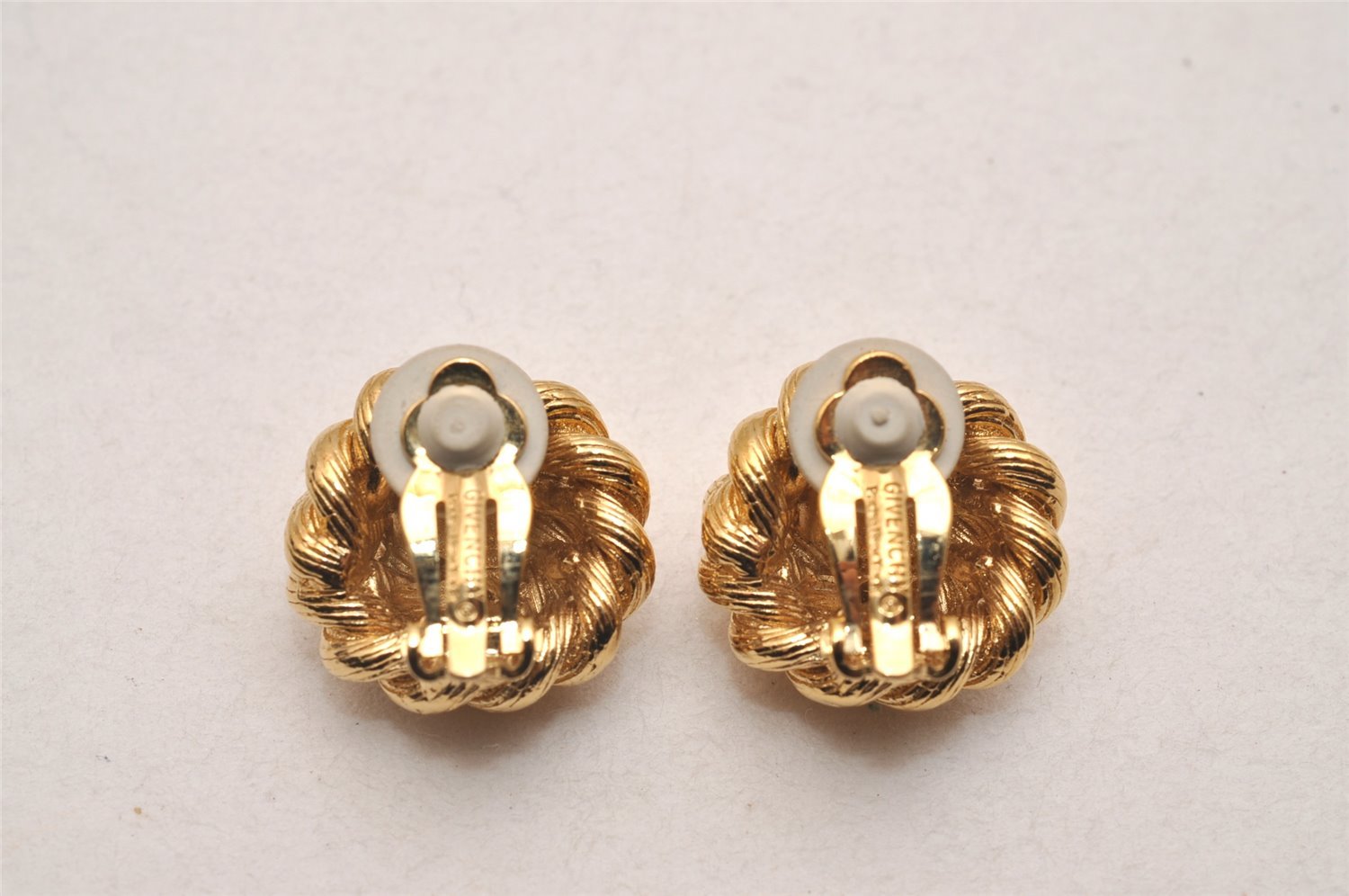 Authentic GIVENCHY Vintage Clip-on Earrings Gold 4398J