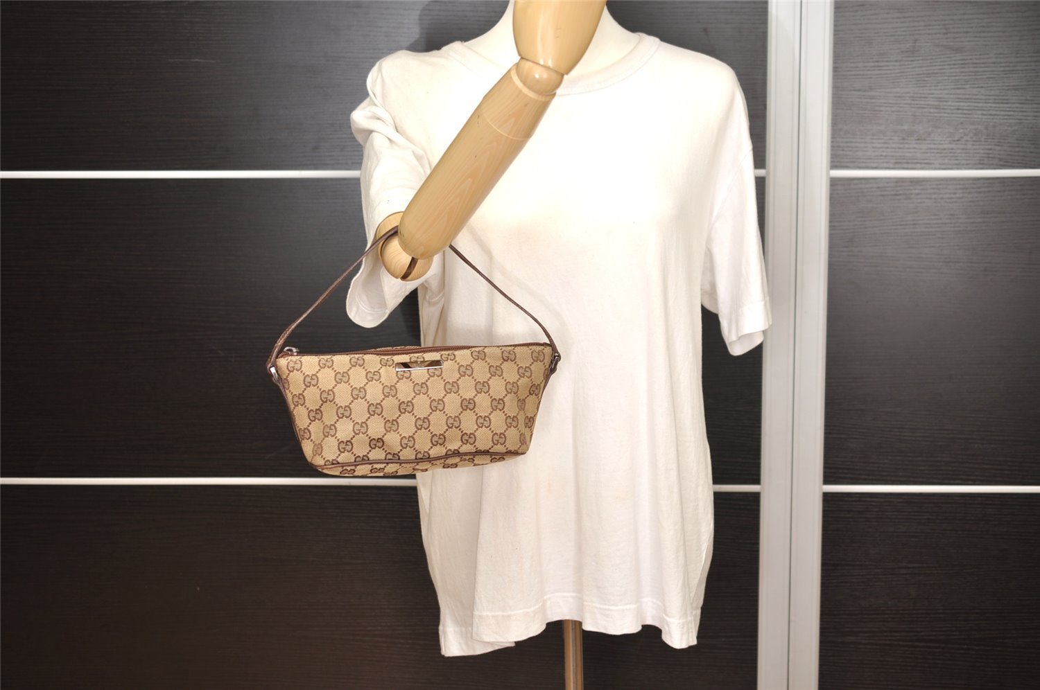 Authentic GUCCI Vintage Hand Bag Pouch Purse GG Canvas Leather 07198 Brown 4401J