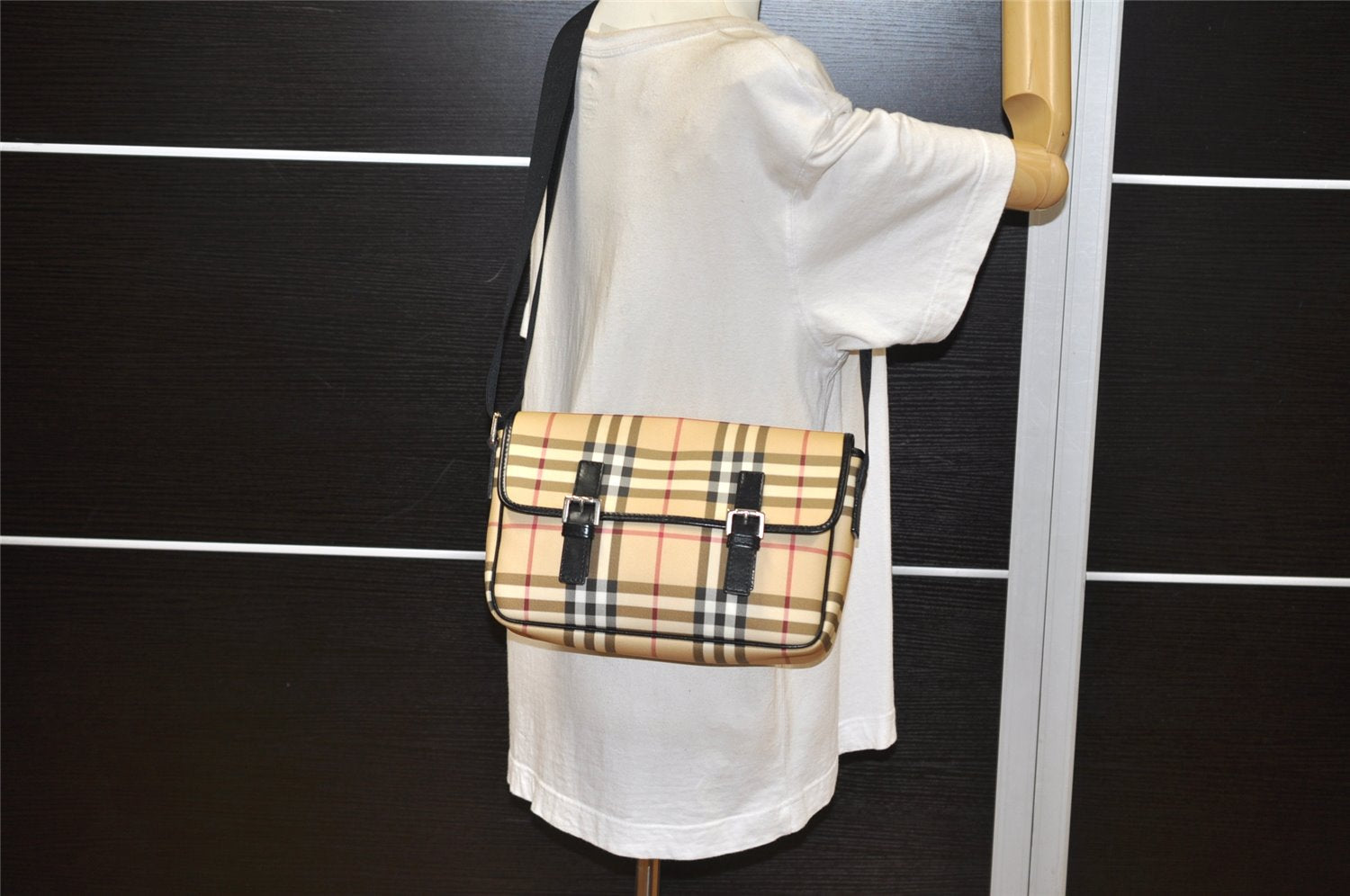 Authentic BURBERRY Nova Check Shoulder Cross Body Bag PVC Leather Beige 4401K