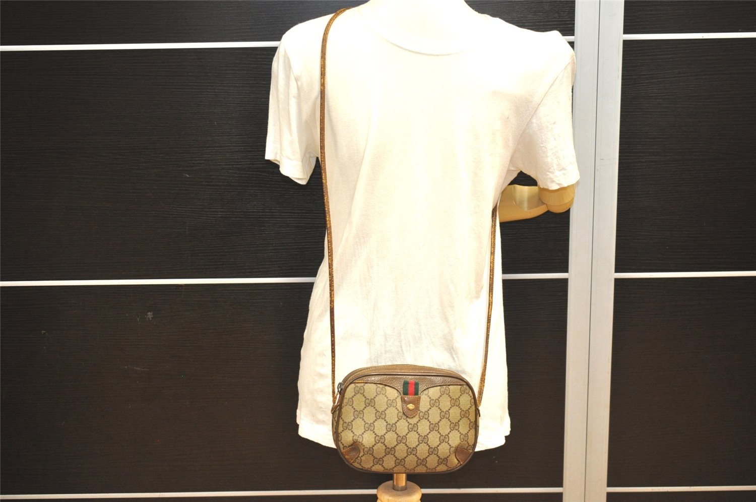 Authentic GUCCI Web Sherry Line Shoulder Cross Bag GG PVC Leather Brown 4402J