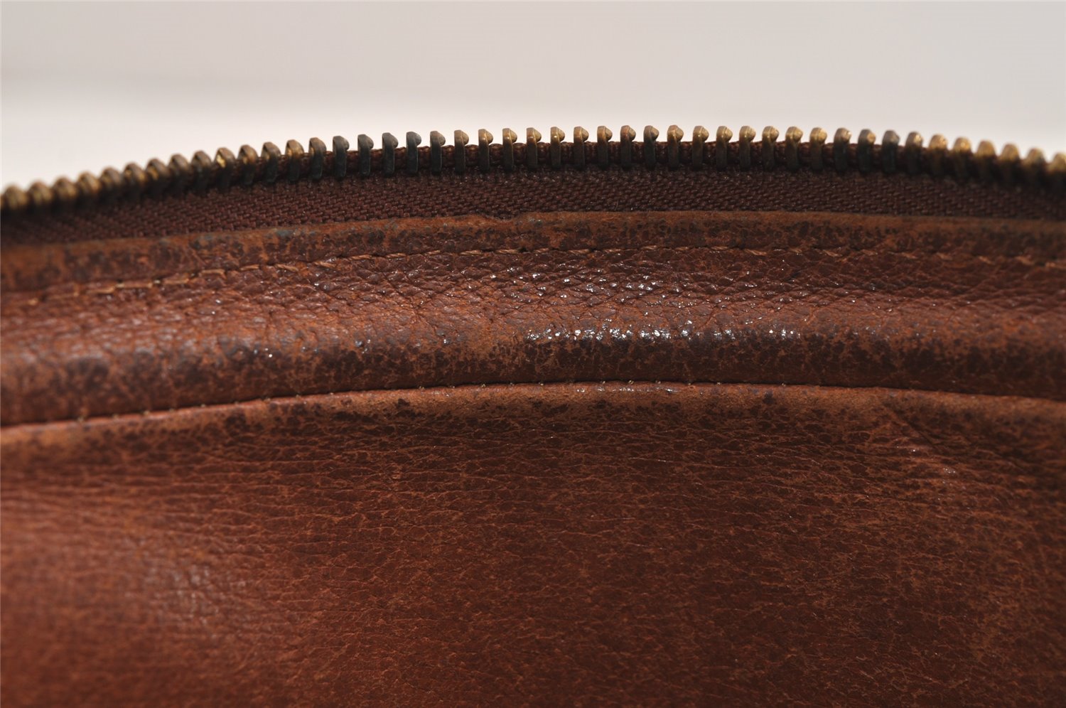 Authentic Louis Vuitton Monogram Pochette Sport Clutch Hand Bag Old Model 4405J