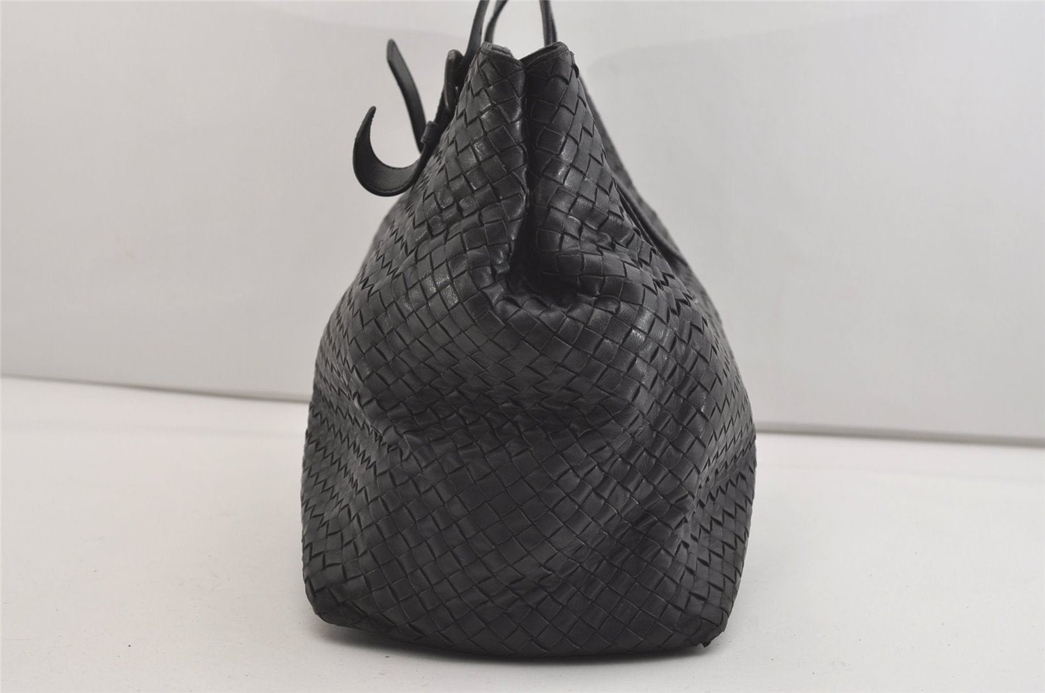 Authentic BOTTEGA VENETA Vintage Intrecciato Leather Boston Hand Bag Black 4408J