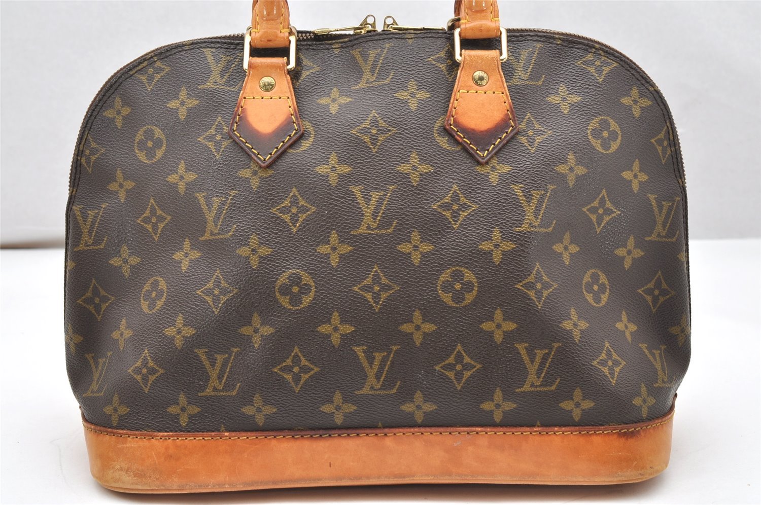 Authentic Louis Vuitton Monogram Alma Hand Bag Purse M51130 LV 4411K