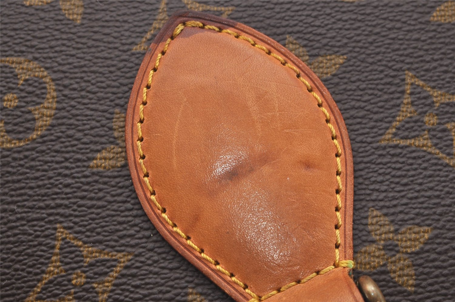 Authentic Louis Vuitton Monogram Saint Cloud GM M51242 Shoulder Cross Bag 4413J