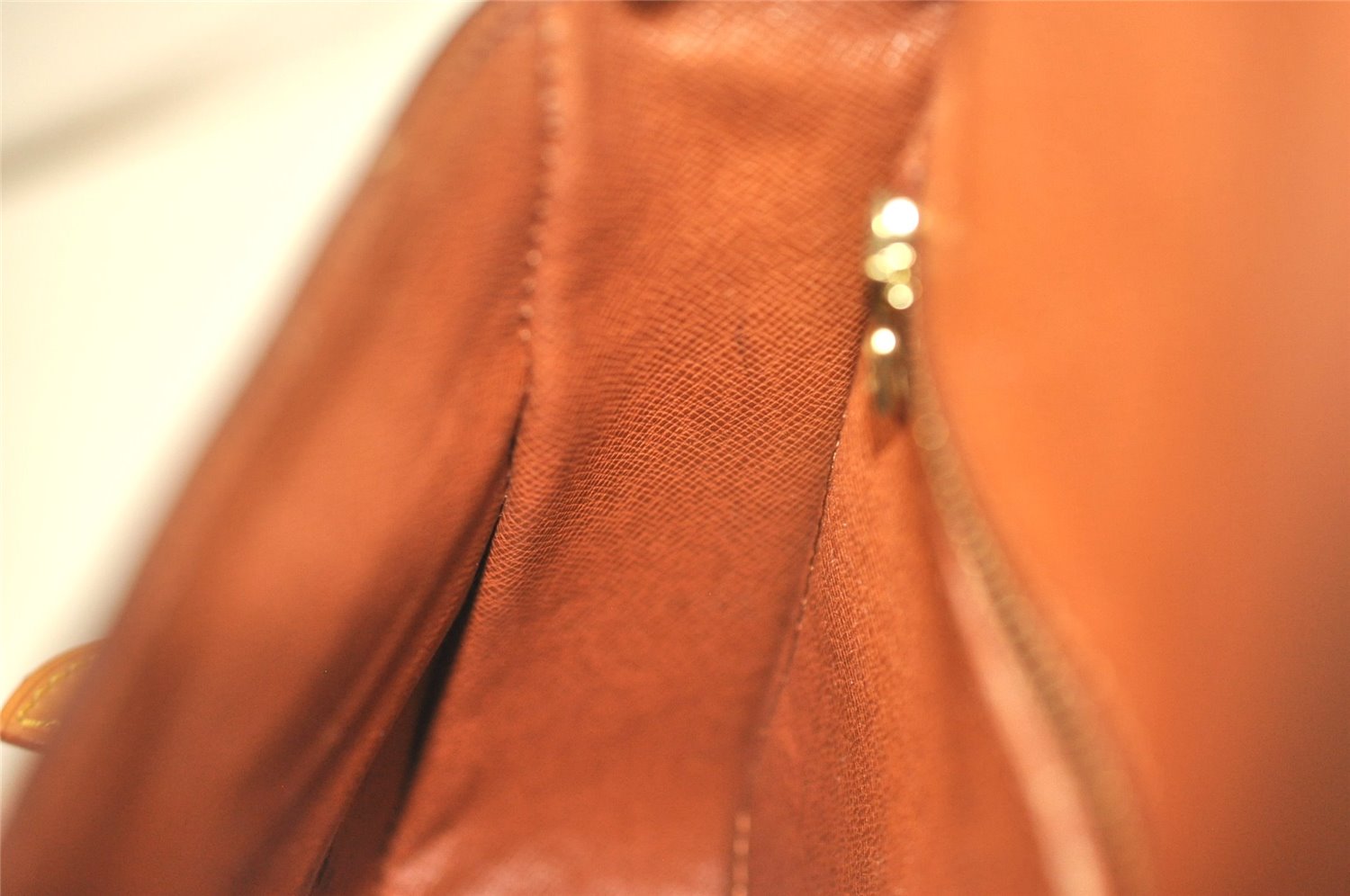 Authentic Louis Vuitton Monogram Saint Cloud GM M51242 Shoulder Cross Bag 4413J