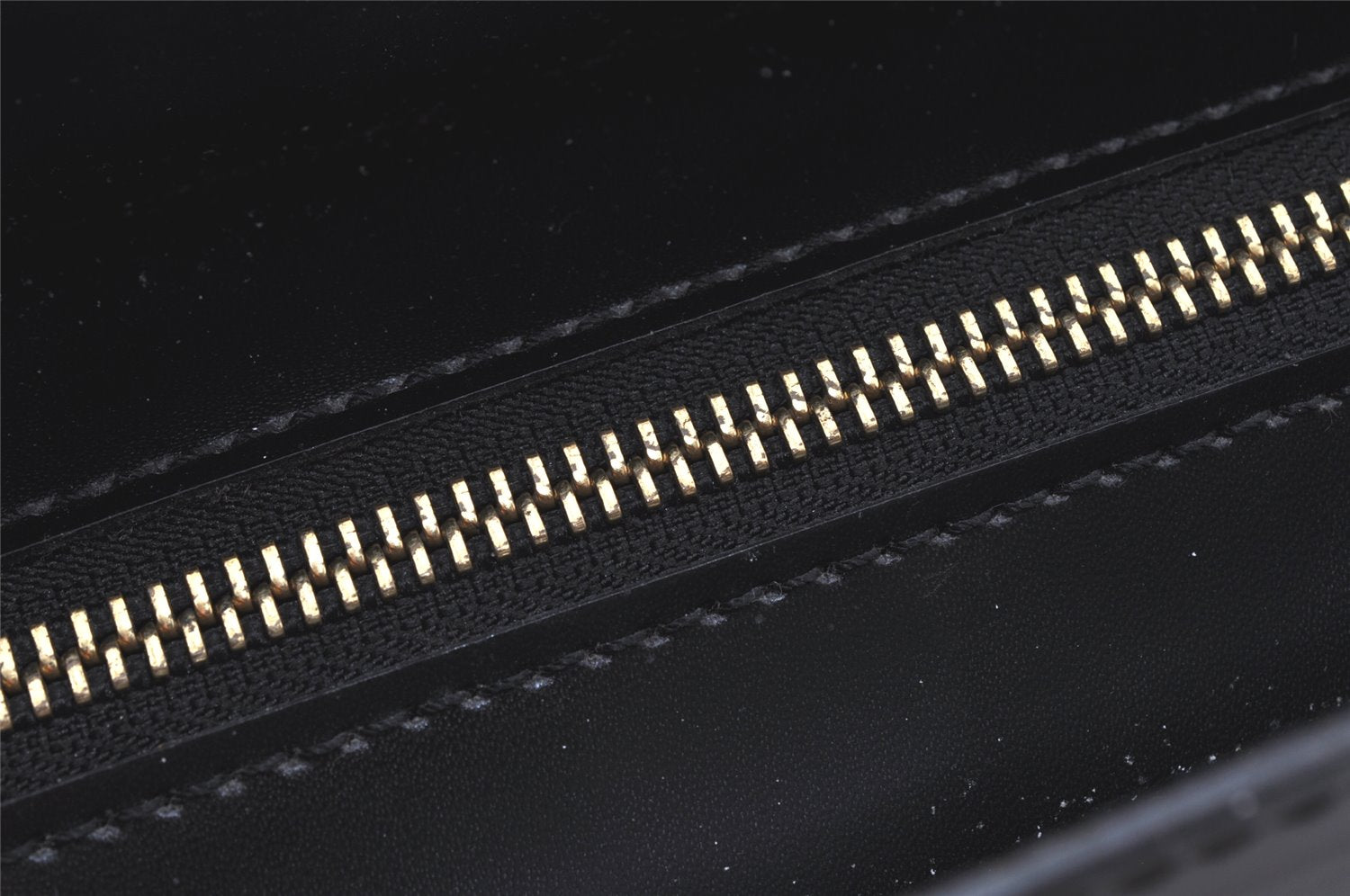 Authentic Louis Vuitton Epi Riviera Hand Bag Black M48182 LV Junk 4416K