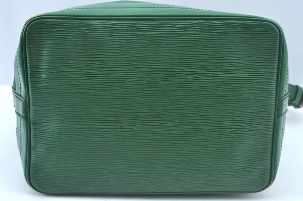 Authentic Louis Vuitton Epi Noe Shoulder Drawstring Bag Green M44004 LV 4418I