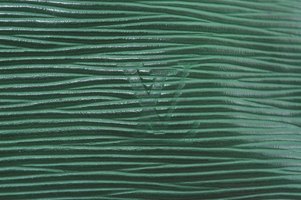 Authentic Louis Vuitton Epi Noe Shoulder Drawstring Bag Green M44004 LV 4418I