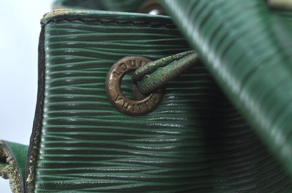 Authentic Louis Vuitton Epi Noe Shoulder Drawstring Bag Green M44004 LV 4418I