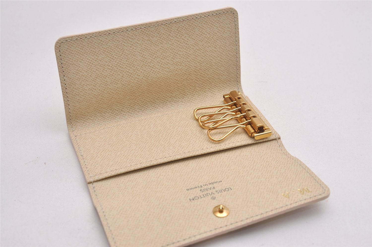 Authentic Louis Vuitton Damier Azur Multicles 4 Key Case Holder N60020 LV 4418J