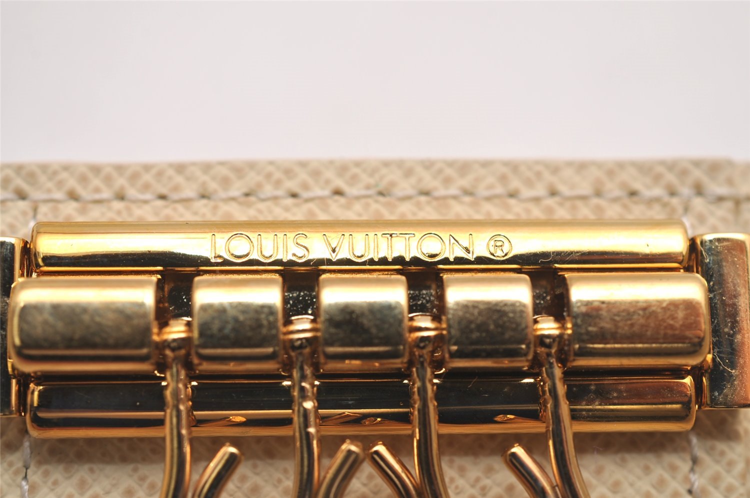 Authentic Louis Vuitton Damier Azur Multicles 4 Key Case Holder N60020 LV 4418J