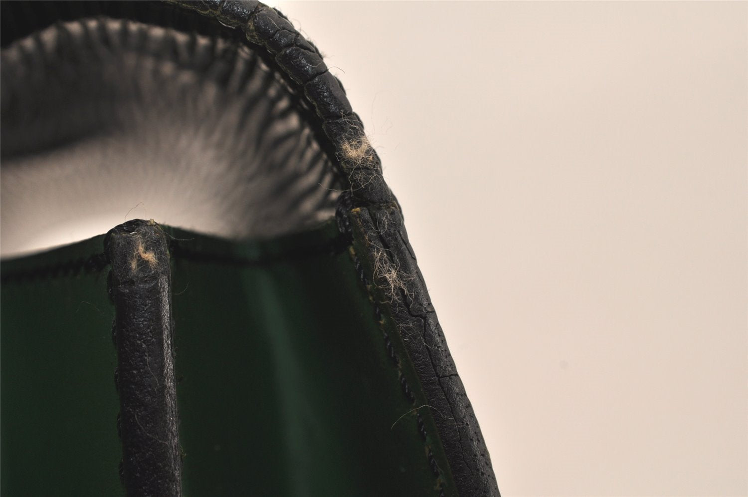 Authentic Louis Vuitton Epi Serviette Conseiller Briefcase Green M54424 LV 4418K