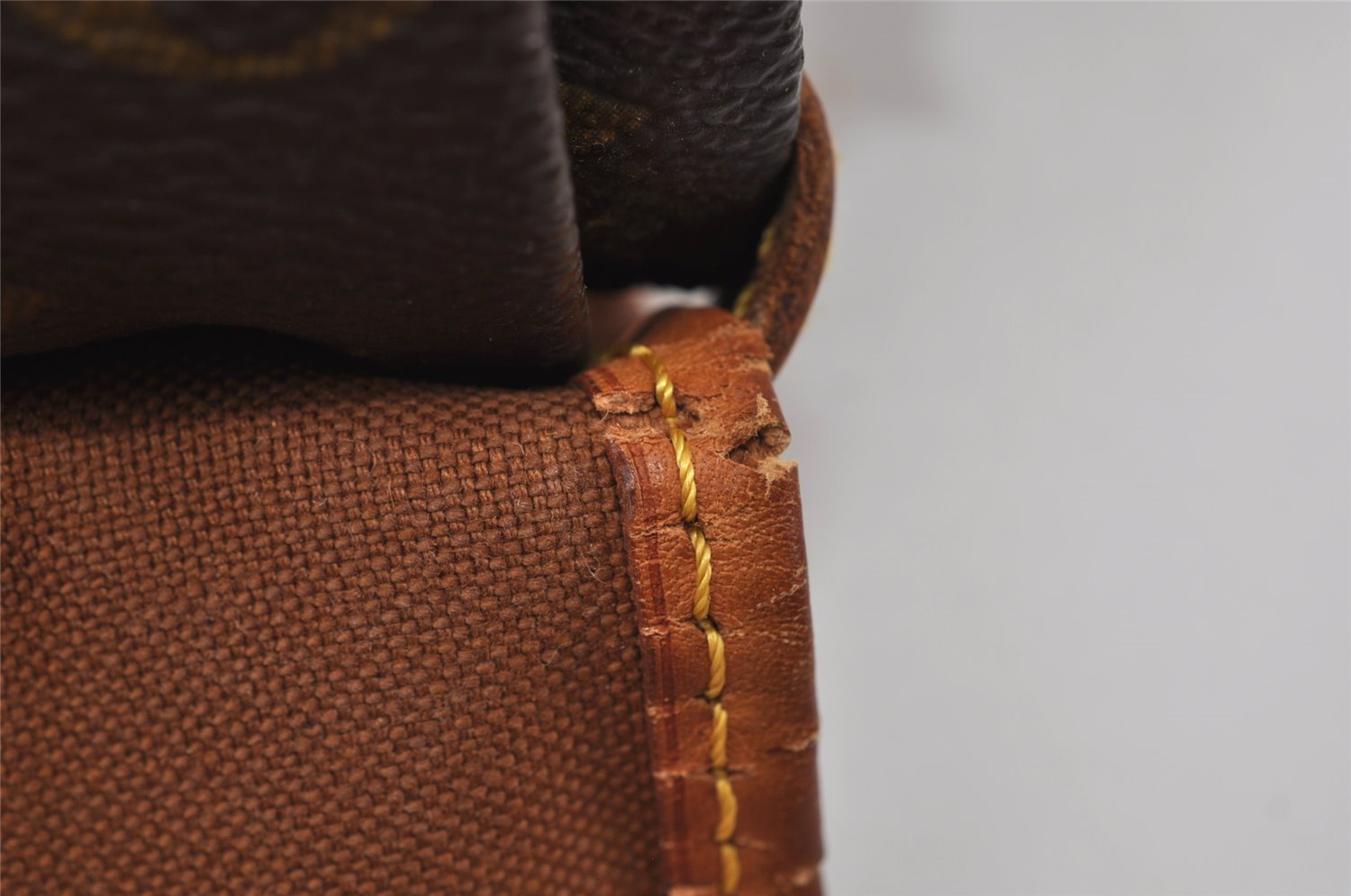 Authentic Louis Vuitton Monogram Saumur 35 Shoulder Cross Bag M42254 Junk 4419I