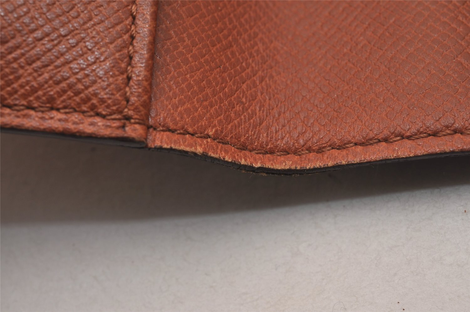 Authentic Louis Vuitton Monogram Couverture Passport Cover M60179 LV 4419J