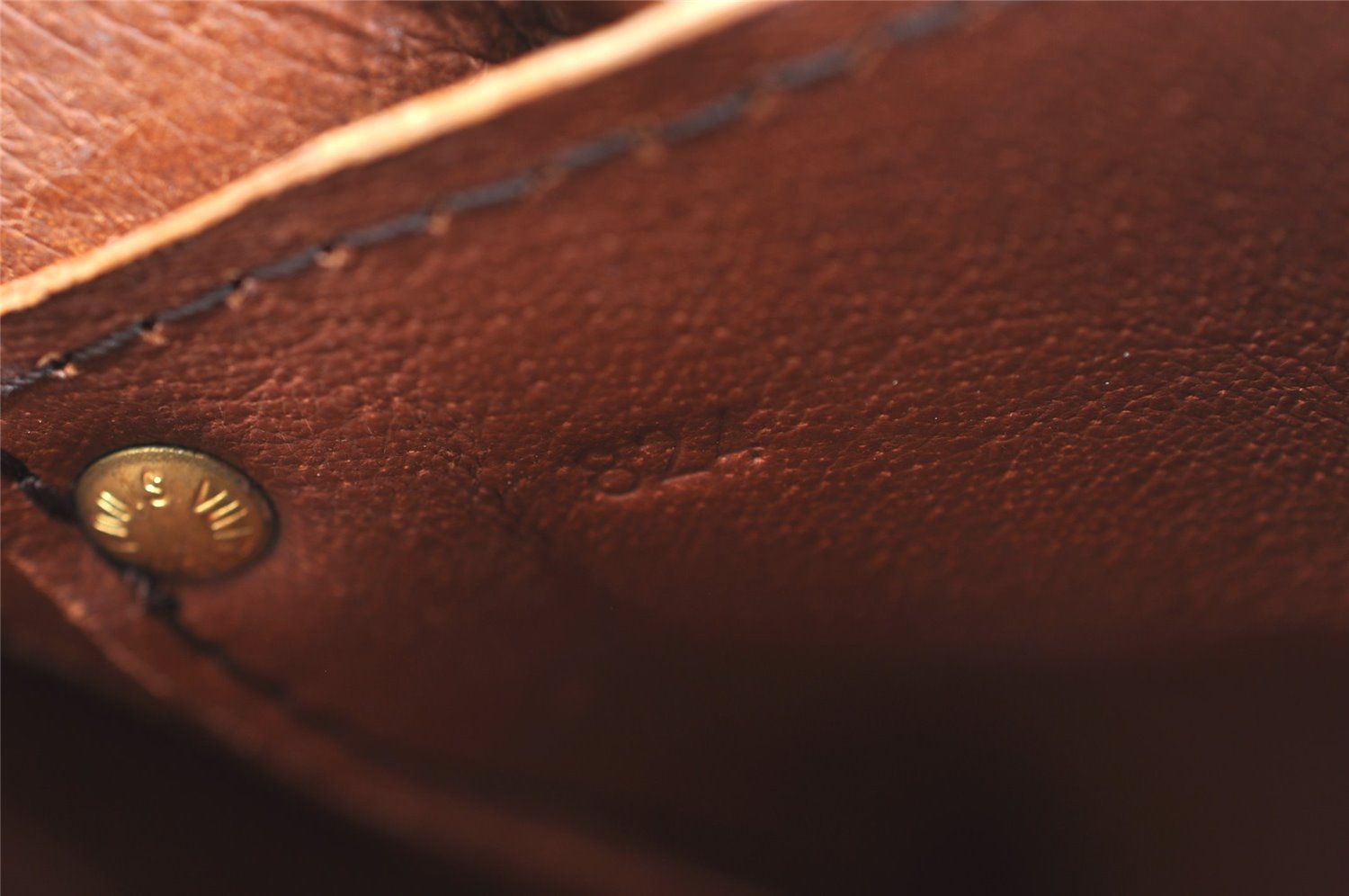 Authentic Louis Vuitton Monogram Cartouchiere MM Shoulder Bag Old Model 4424J