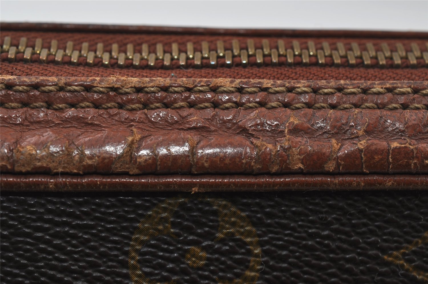 Authentic Louis Vuitton Monogram Shoulder Cross Body Bag Old Model LV 4431I