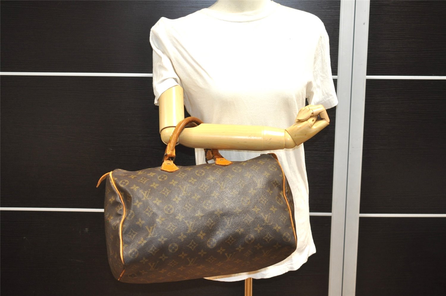 Authentic Louis Vuitton Monogram Speedy 35 Hand Boston Bag Old Model LV 4432I