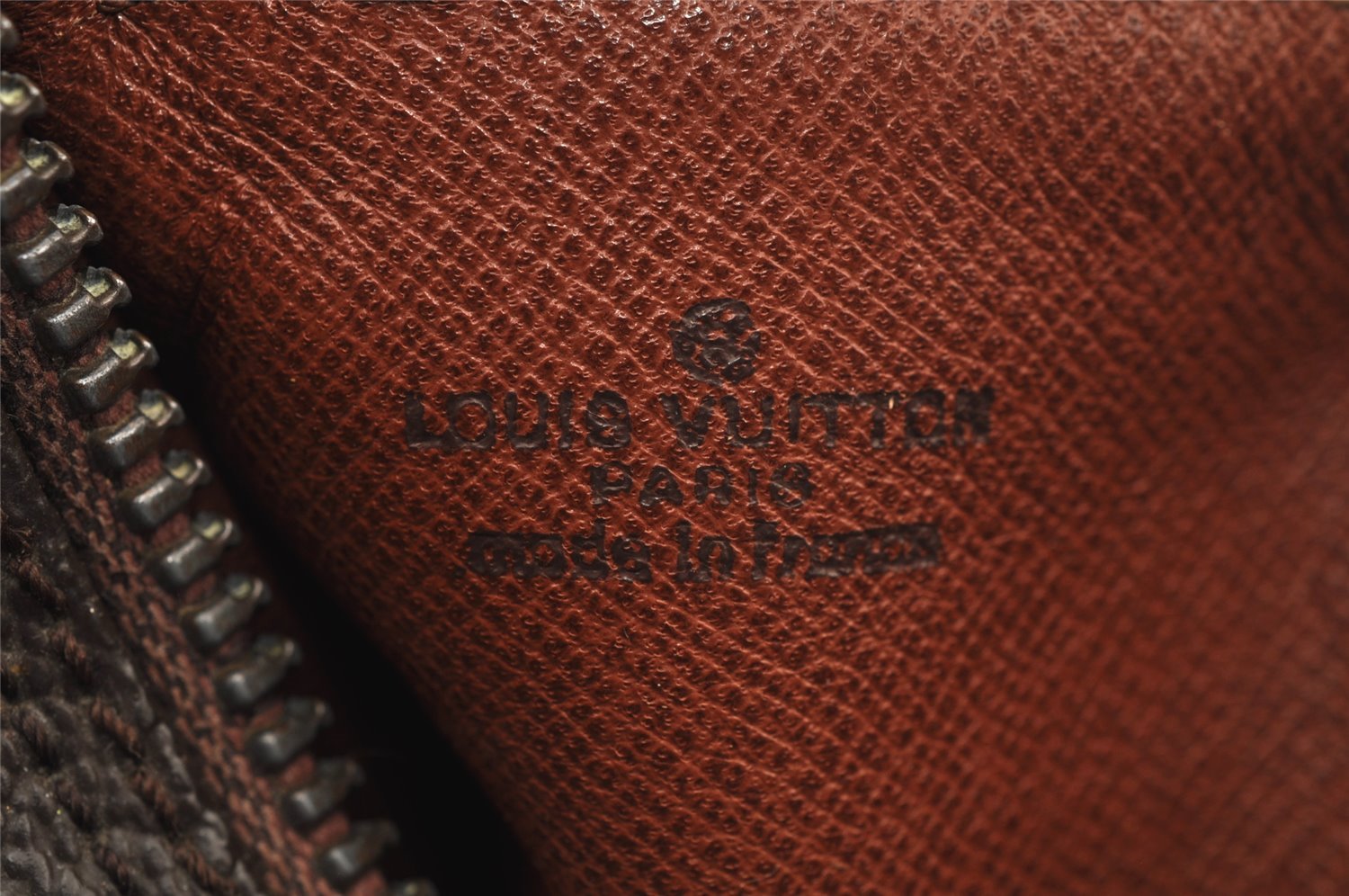 Authentic Louis Vuitton Monogram Papillon 30 Hand Bag Old Model LV 4436I