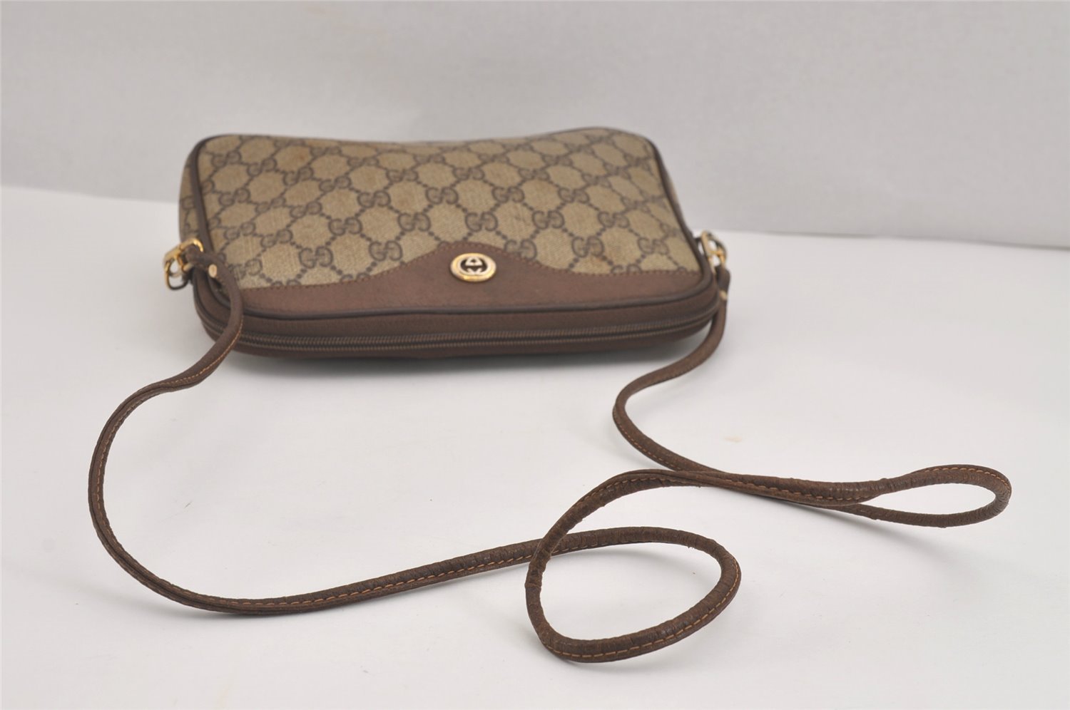 Authentic GUCCI Shoulder Cross Body Bag GG PVC Leather Brown Junk 4436J