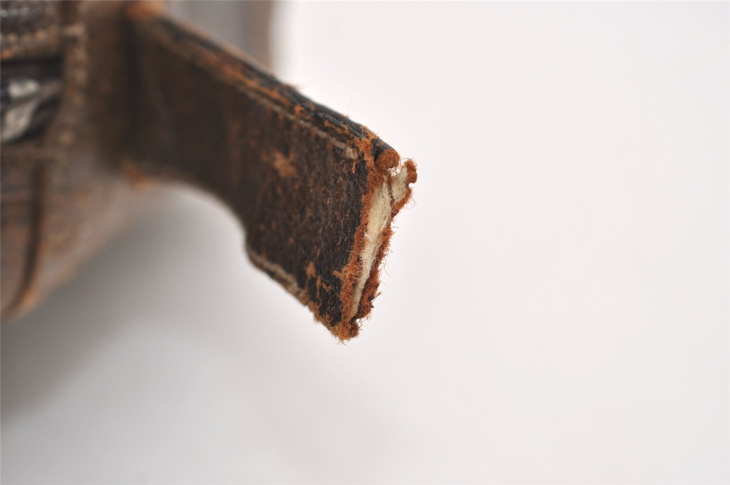 Authentic GUCCI Vintage Shoulder Bag Purse GG PVC Leather Brown Junk 4437J