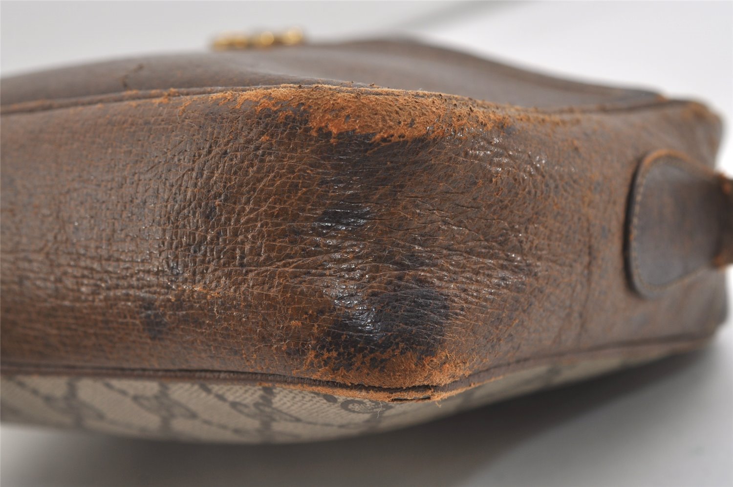 Authentic GUCCI Vintage Shoulder Bag Purse GG PVC Leather Brown Junk 4437J