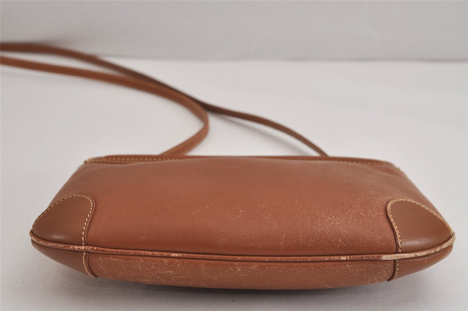 Authentic GUCCI Vintage Shoulder Cross Body Bag Purse Leather Brown 4438J